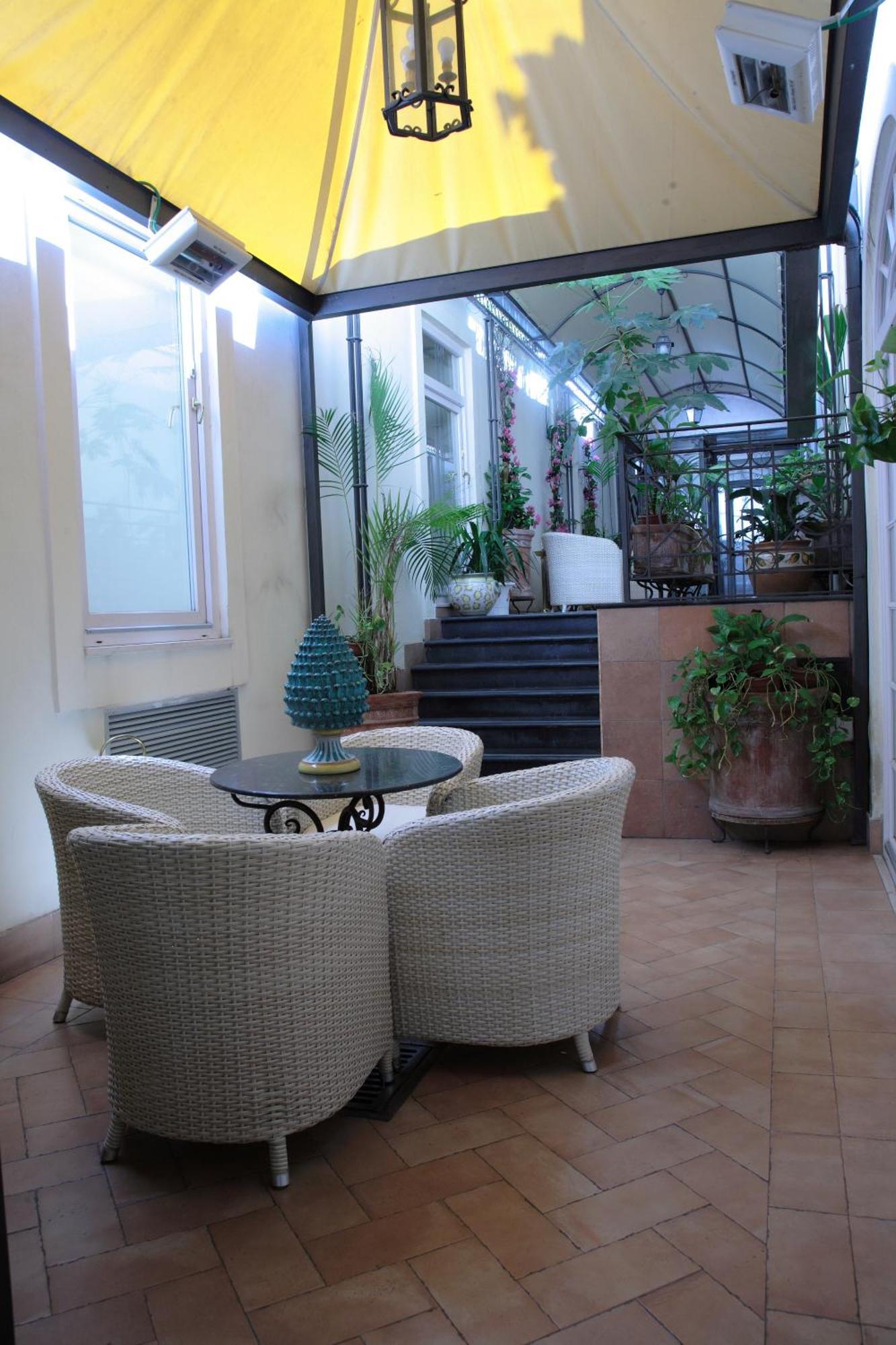 Hotel Palazzo Alabardieri Napels
