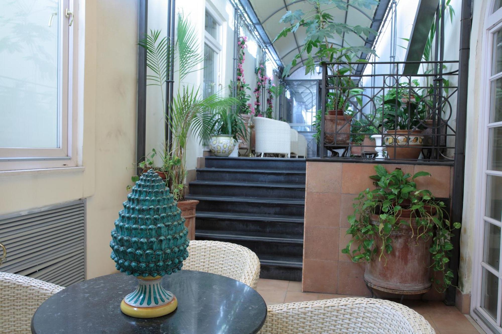 Hotel Palazzo Alabardieri Napels